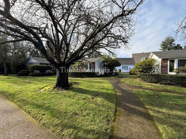 Photo - 1411 SE 130th Ave