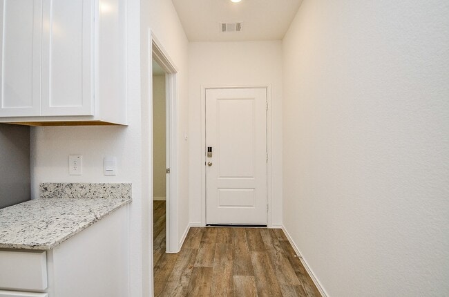 Photo - 3814 Axyl Run Ct