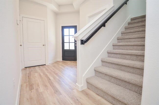 Photo - 17031 Lilac Paxton Ln