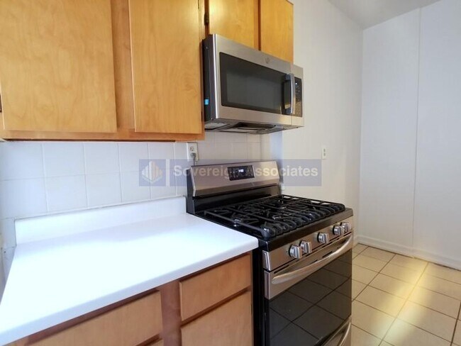 Photo - 710 West 173rd Street Unit 39