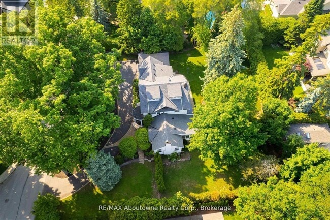 Photo - 317 Gloucester Ave