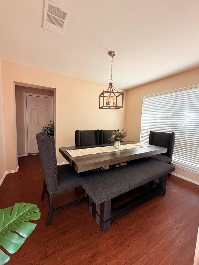 Photo - 4609 Lookout Mountain Ln