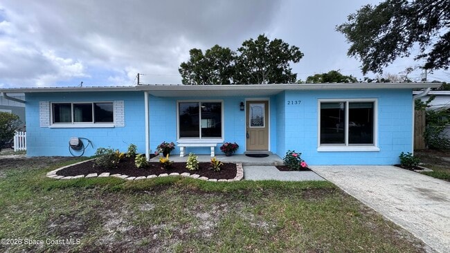 Building Photo - 2137 Laden Rd