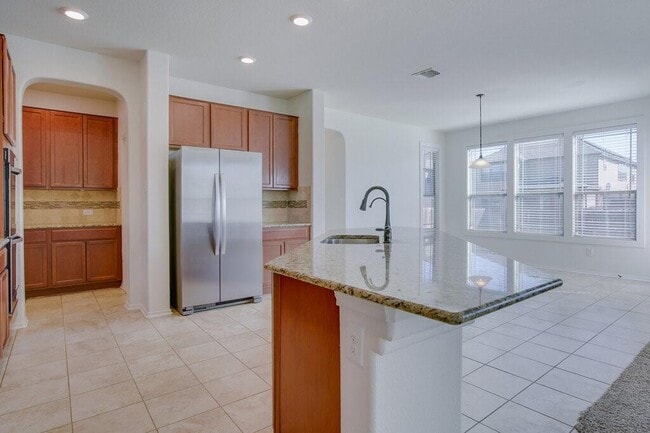 Photo - 343 Alamosa Dr