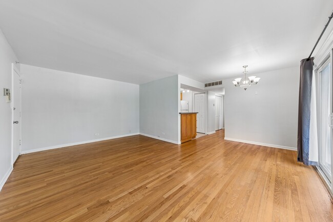 Photo - 10111 Old Orchard Ct