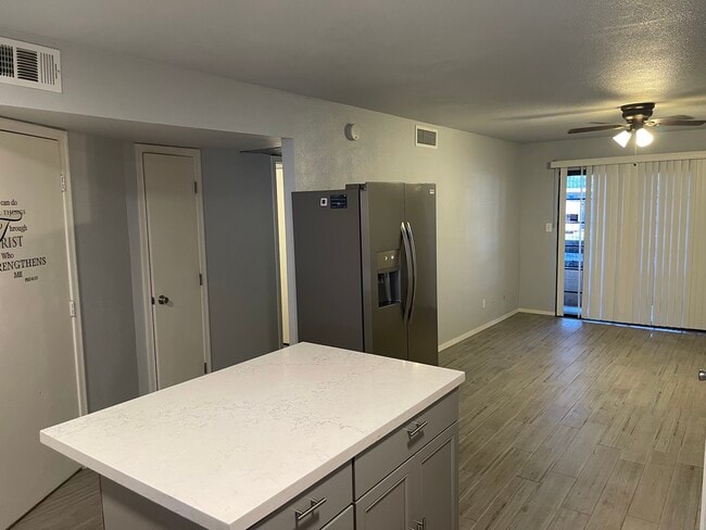 Photo - 3131 W Cochise Dr