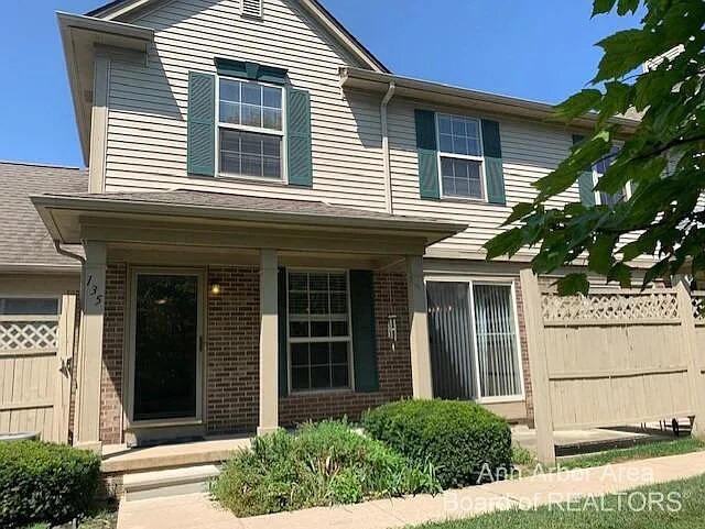 Photo - 135 Commons Cir Unit 135