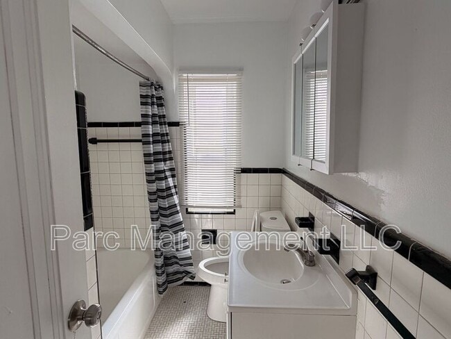 Photo - 14574 Strathmoor St