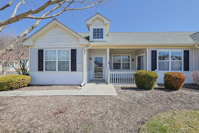 Building Photo - 12166 White Tail Ln