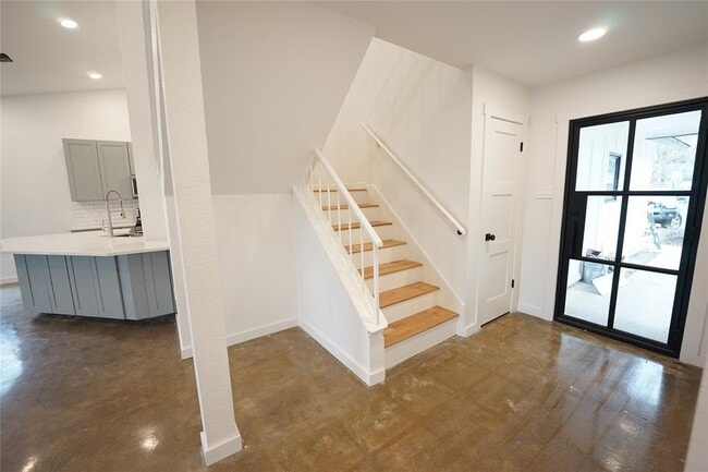 Photo - 8006 Tiffany Dr