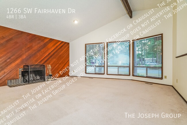 Photo - 1266 SW Fairhaven Dr