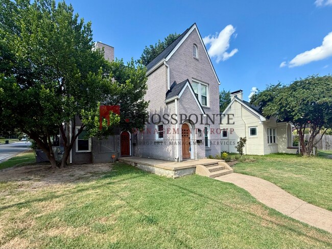 Photo - 831 W Houston St Unidad A