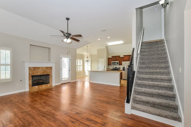 Photo - 3080 Greenhouse Dr