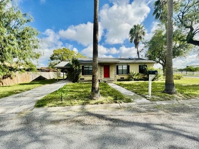 Building Photo - 1400 Vine Ave Rental