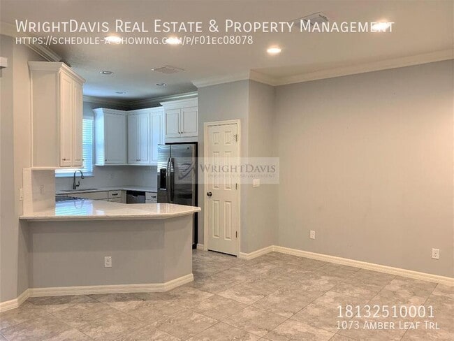 Photo - 1073 Amber Leaf Trail