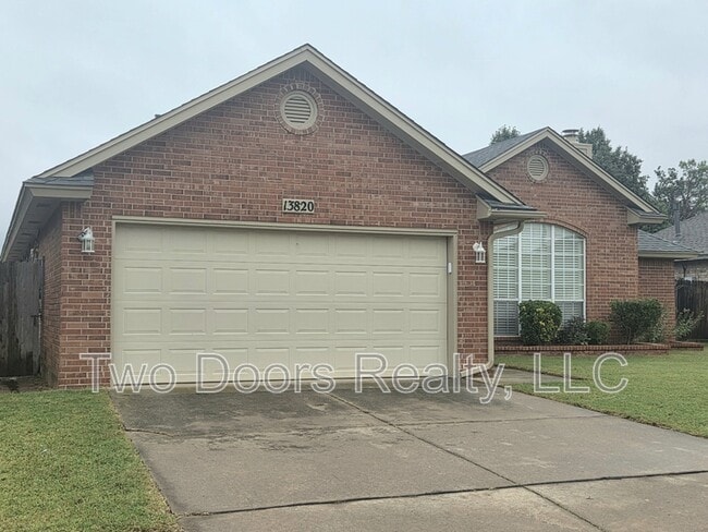 Building Photo - 13820 Oakmond Rd Rental
