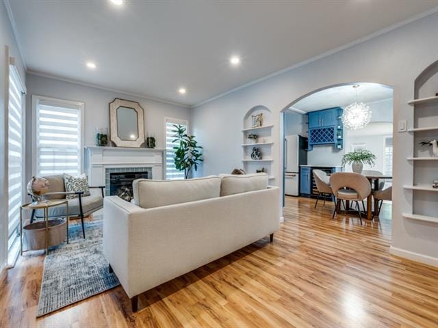 Building Photo - 5739 Ellsworth Ave