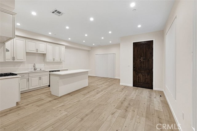 Photo - 569 E Cypress Ave