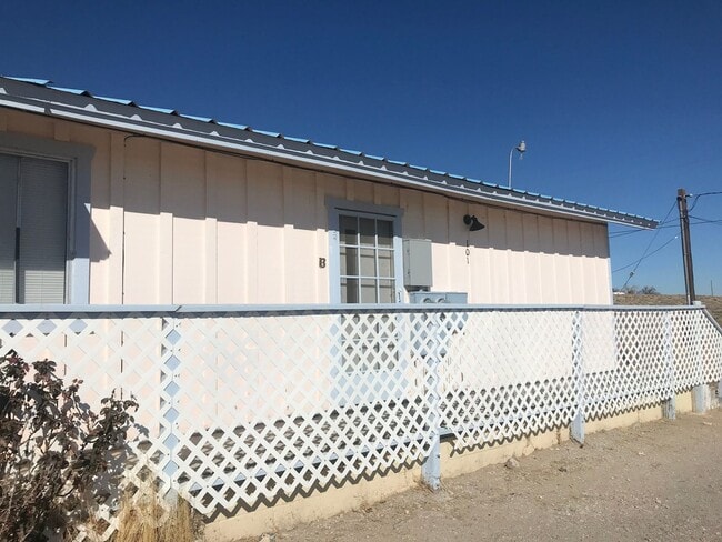 Photo - 1070 US-50 Unidad B