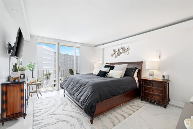 Building Photo - 3580 S Ocean Blvd Unit 6d Rental