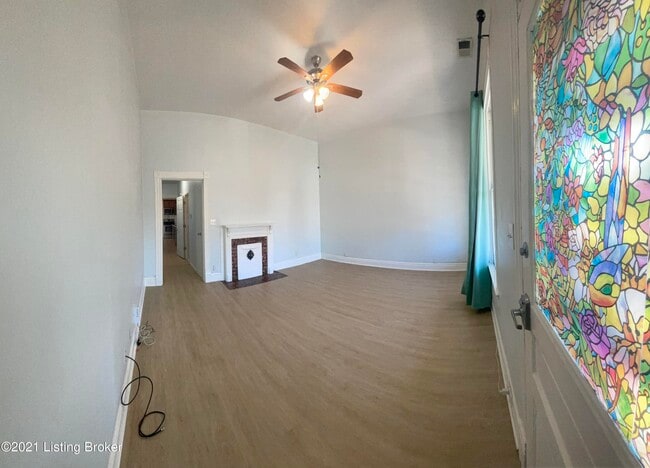 Photo - 125 N Jane St