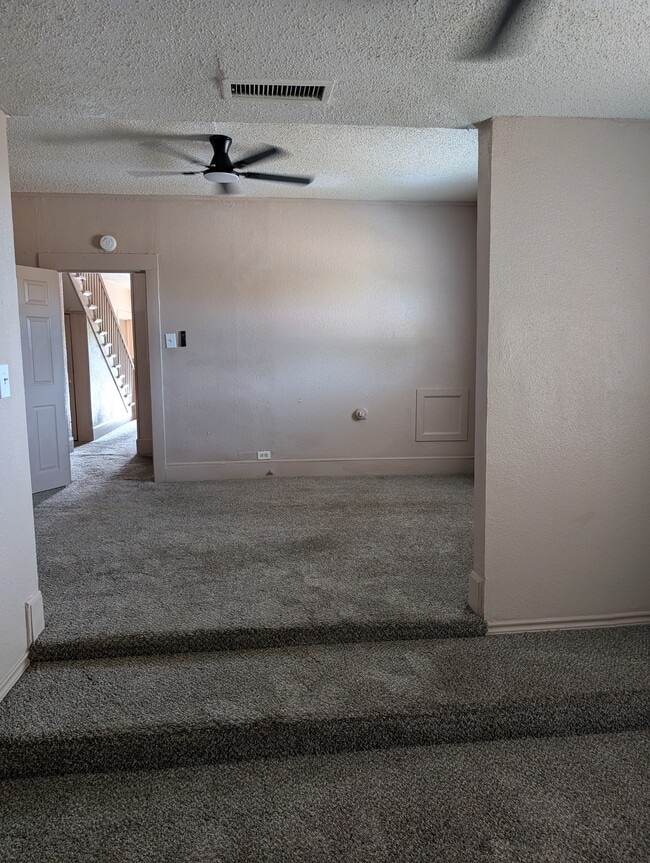 Photo - 7416 La Flor Ln