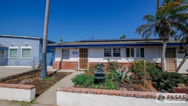 Photo - Stylish 1BR with Washer/Dryer & Gated Assi...