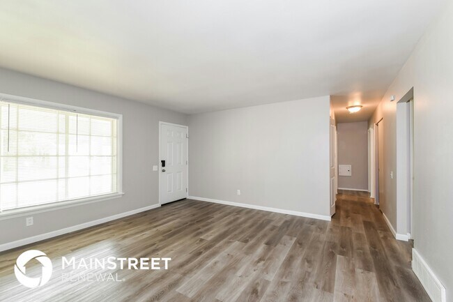 Photo - 1308 Claudine Dr