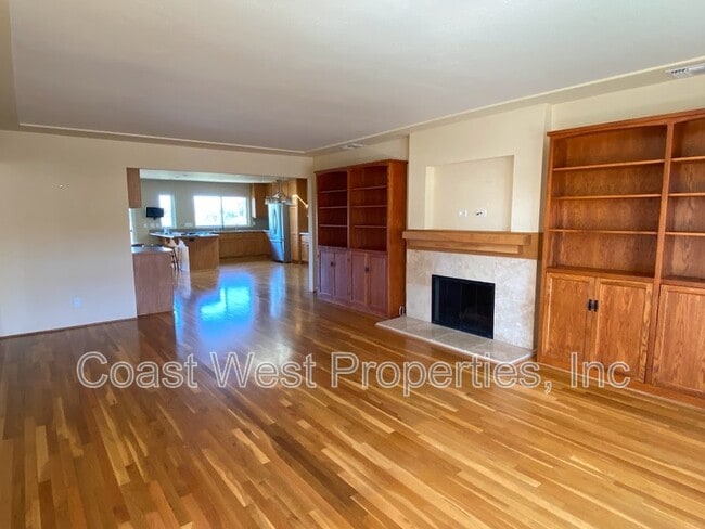 Photo - 4372 Argos Dr