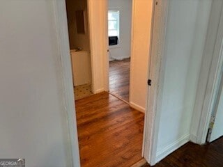 Photo - 720 Baker St