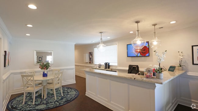 Leasing Office
