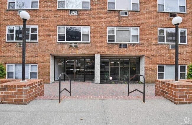 Building Photo - 101 Lincoln Ave Unit 4A Rental