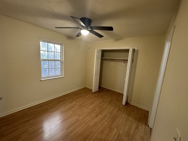 Photo - Apartment For Rent