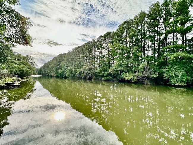 Photo - Available 11-14-25! Lakefront Townhome w/2...