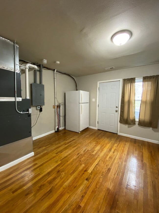 Photo - 2 Bedroom 1 Bath Home