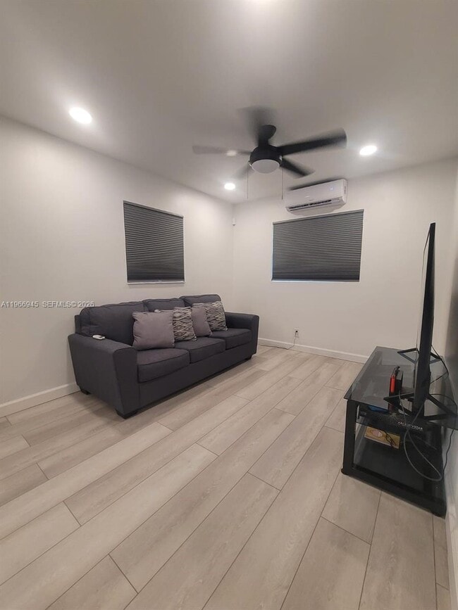 Photo - 2891 NW 14th St Unit 2