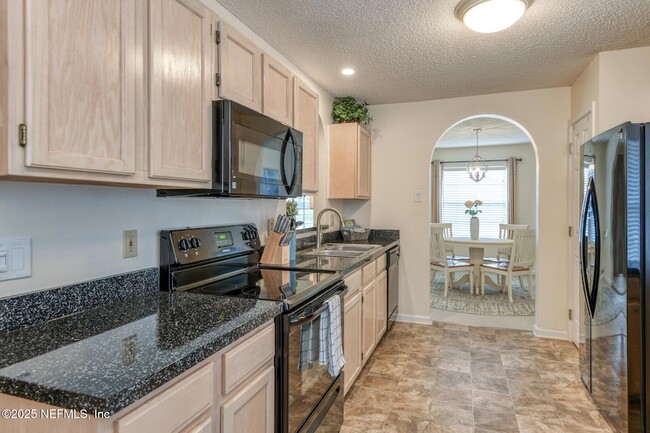 Photo - 7596 Fawn Lake Dr N