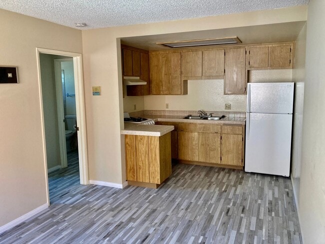 Photo - 55 and older 1 Bed, 1 Bath North Park $500... Unidad 13