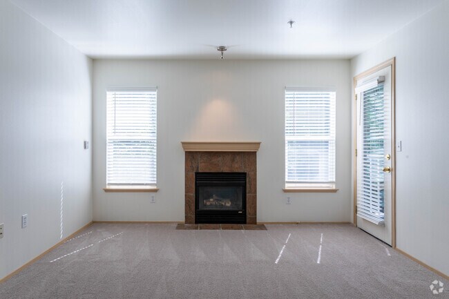 2HAB, 2BA - 886 ft² - The Wilson Apartment - East Kent Hill