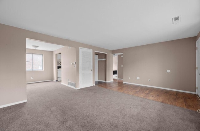 Photo - 4688 Hilton Ave Unit B