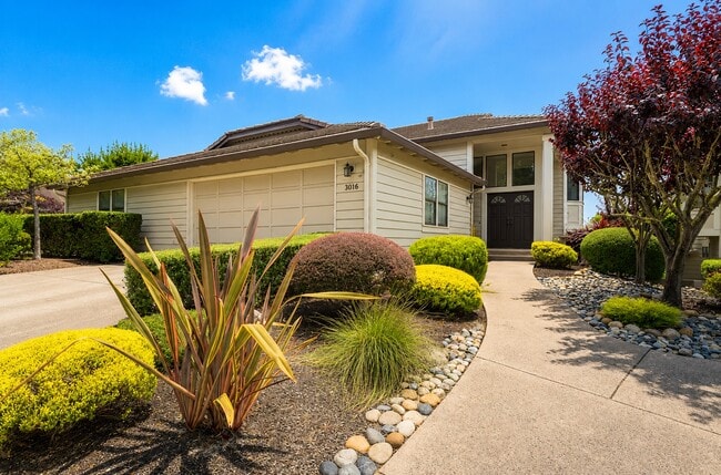 Building Photo - 3016 Ransford Cir