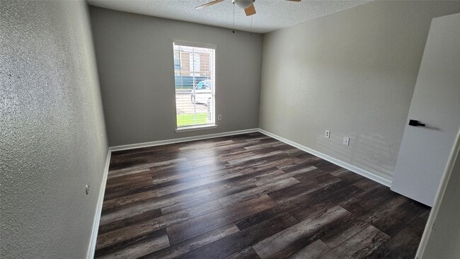 Photo - 250 El Dorado Blvd Unidad 253