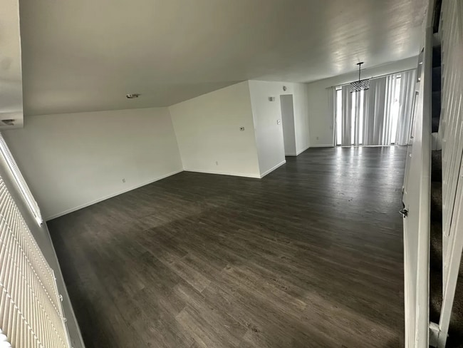 Photo - 6050 Delaware Dr