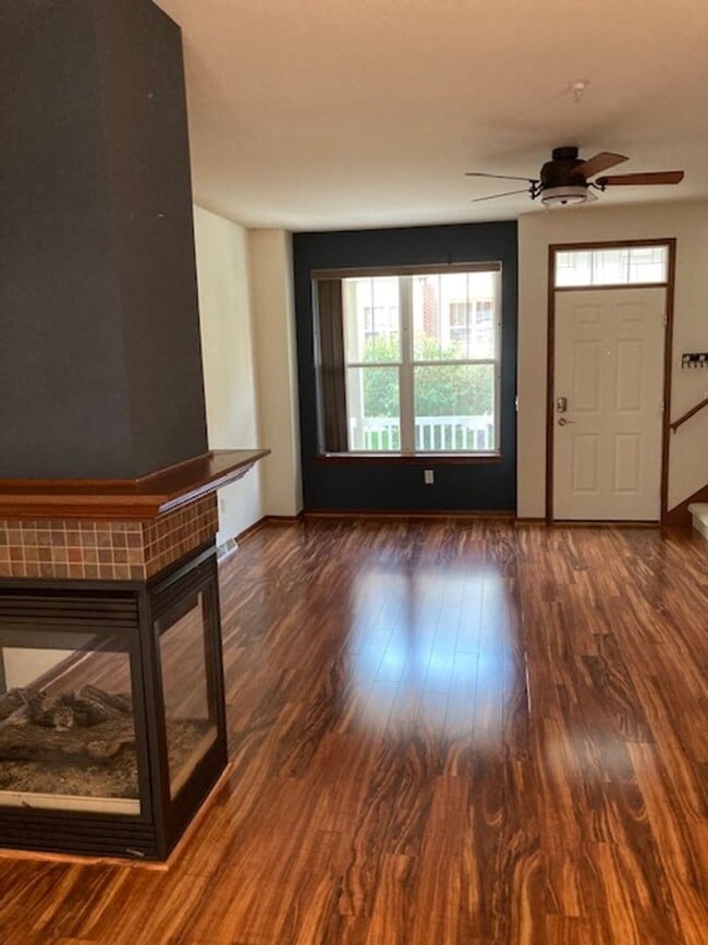 Building Photo - 60 S Gardens Way