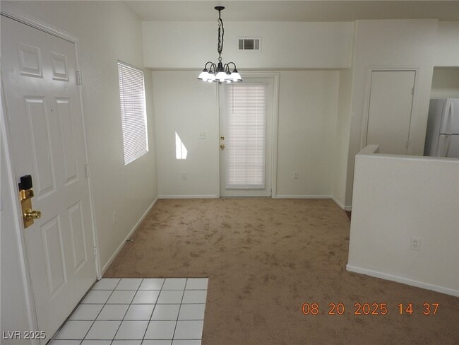 Building Photo - 3400 Cabana Dr Unit 2030