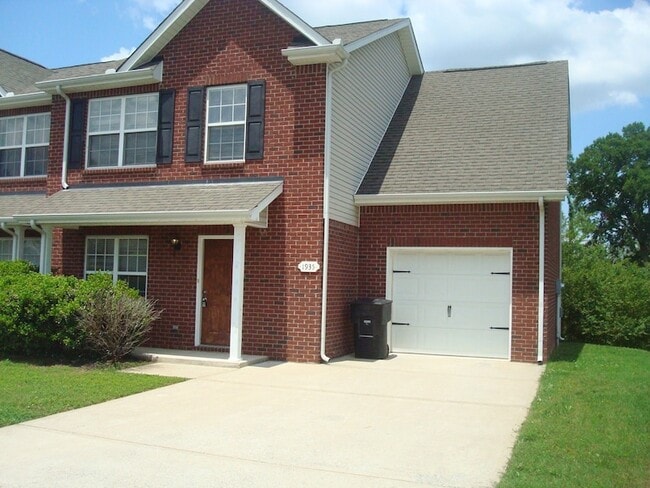 1935 Warmingfield Dr