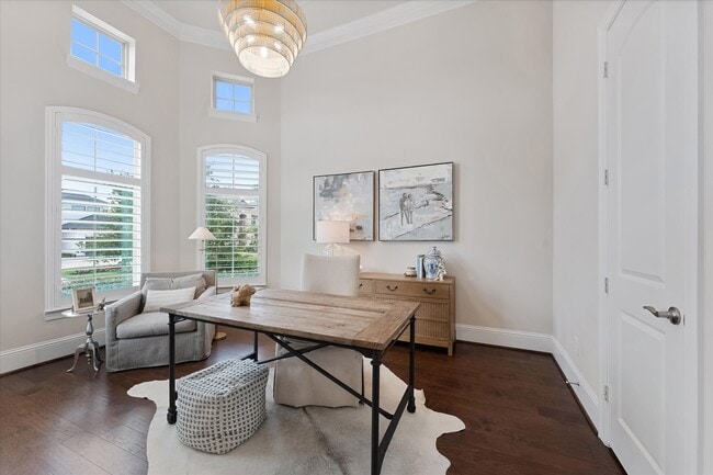 Photo - 5823 Stratton Wds Dr