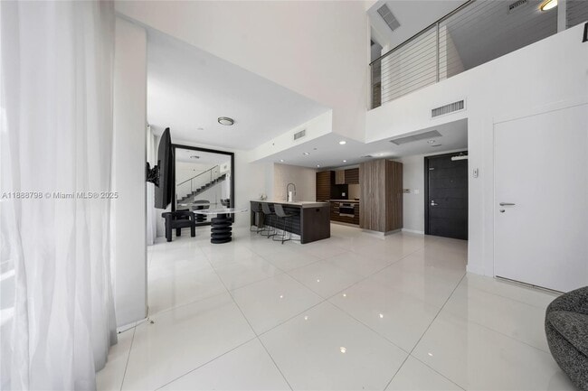 Photo - 200 Biscayne Blvd Way Unit 503