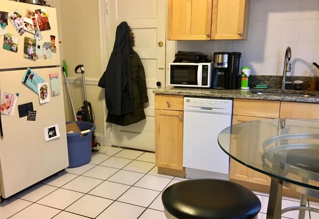 Photo - 91 Wallingford Rd Condo Unit 3