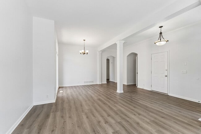 Photo - 4 Bedroom Elkhorn Ranch!